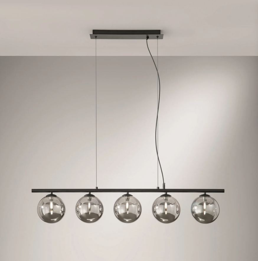 Sospensione 5 luci in metallo con sfere in vetro soffiato champagne o fumè 5XG9 non incl. MIELE Sospensione 5 luci in metallo con sfere in vetro soffiato champagne o fumè 5XG9 non incl. MIELE